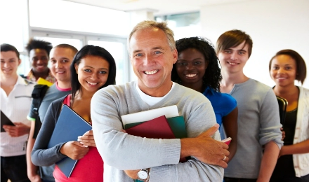 Asesor Universitario – Se hacen trabajos universitarios. Profesores te ayudan con tus Trabajos