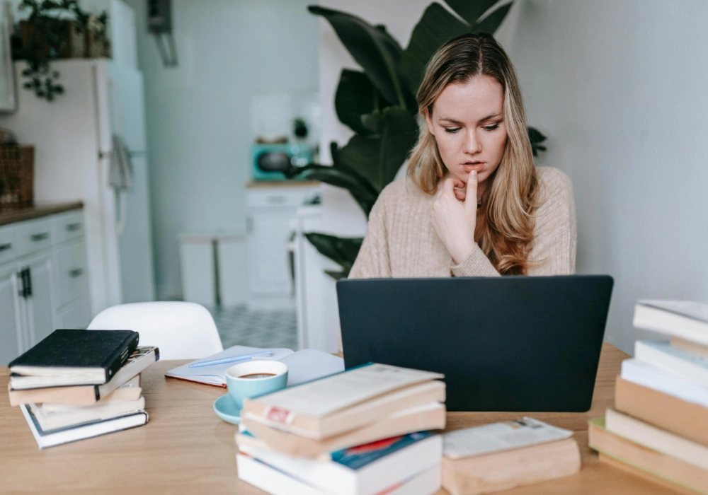 Comprar tu Trabajo Fin de Grado (TFG) en España - Precios